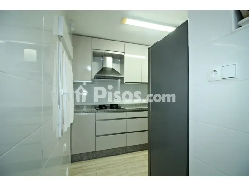 Cuisine - Apartment with Modern Kitchen in Las Torres-Guadalupe