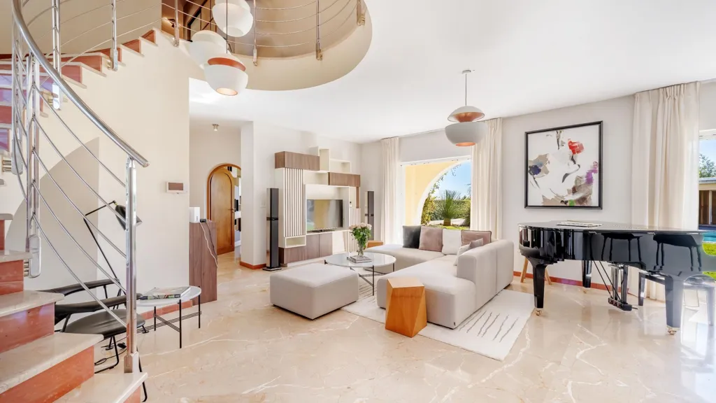 Living Room - Luxury Villa with Pool and Sea View in Grimaud
