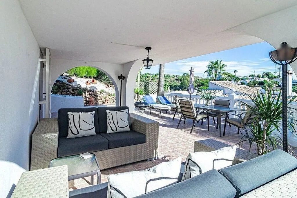 Terrazza - Chalet with Pool and Terrace in Calahonda