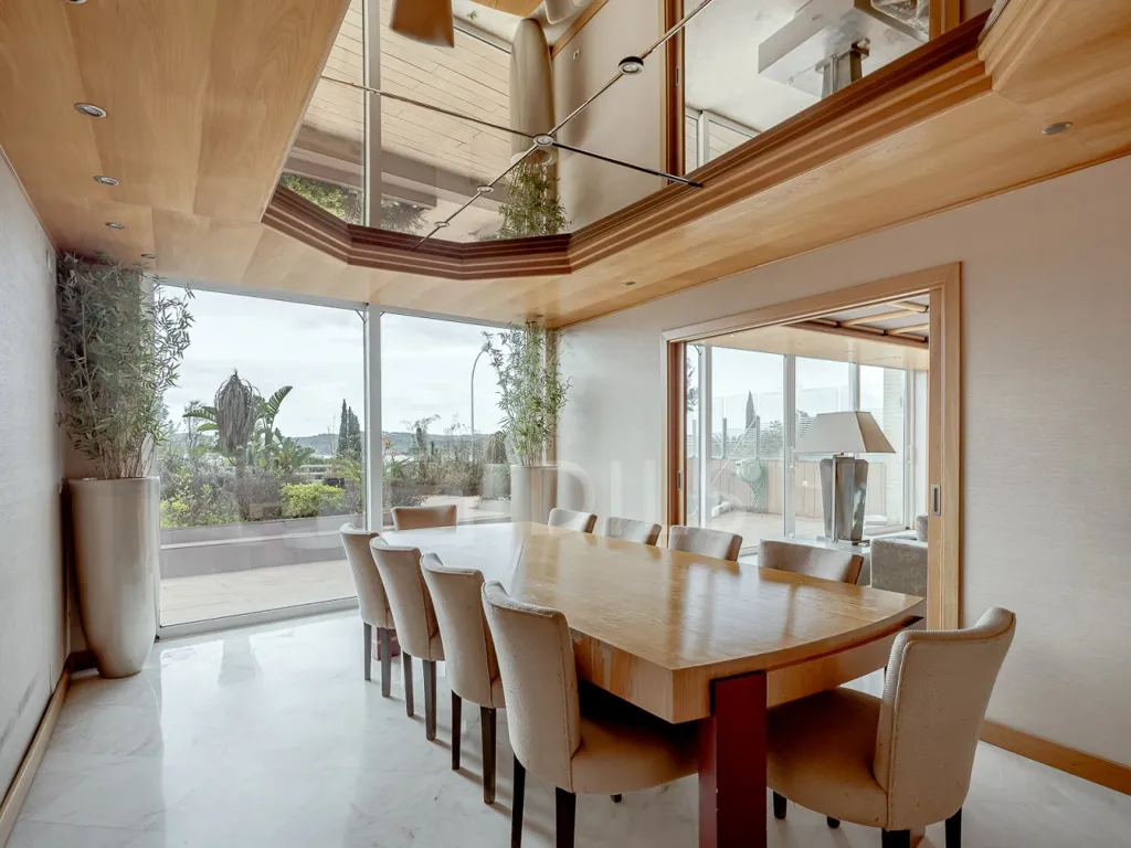 Söögituba - Duplex Apartment with River View in Algés