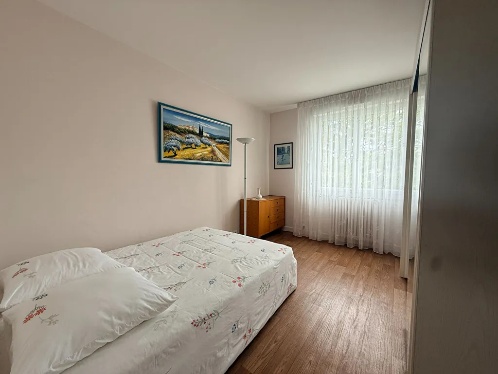 Chambres - Appartement avec Terrasse Sud-Ouest à Saint-Nazaire