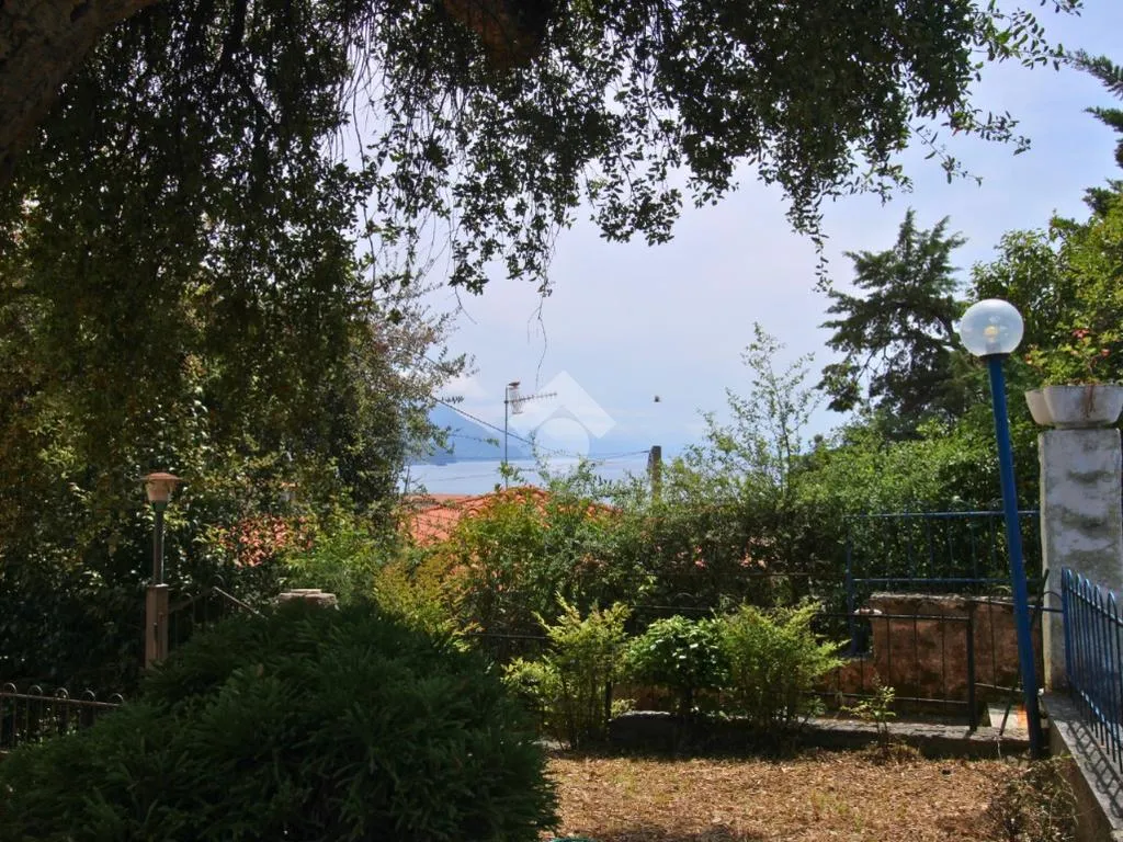 Jardin - Duplex with Private Garden in Villammare