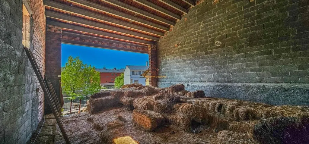 Pièces - Barn with Garden in Llívia, Pyrenees