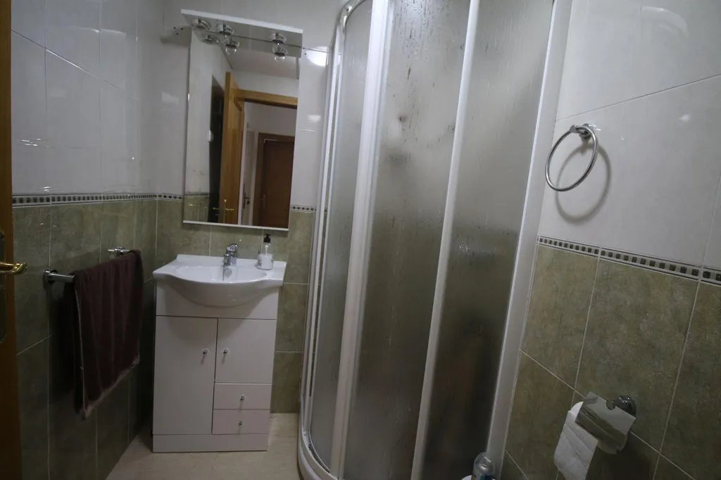 Salles de bain - Penthouse with Rooftop Solarium in Palomares