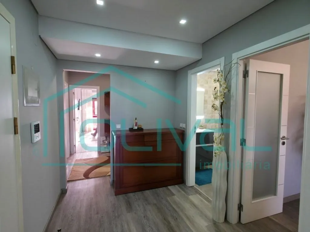 Ingresso - Luxury Flat with River View in Póvoa de Santa Iria