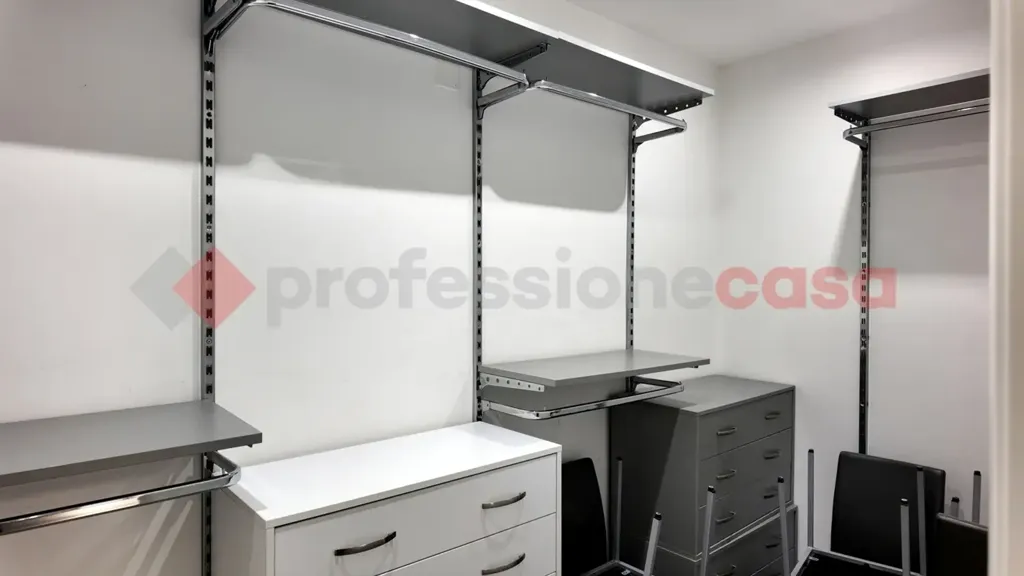 Rooms - Rusticated Flat with Balcony in Portici
