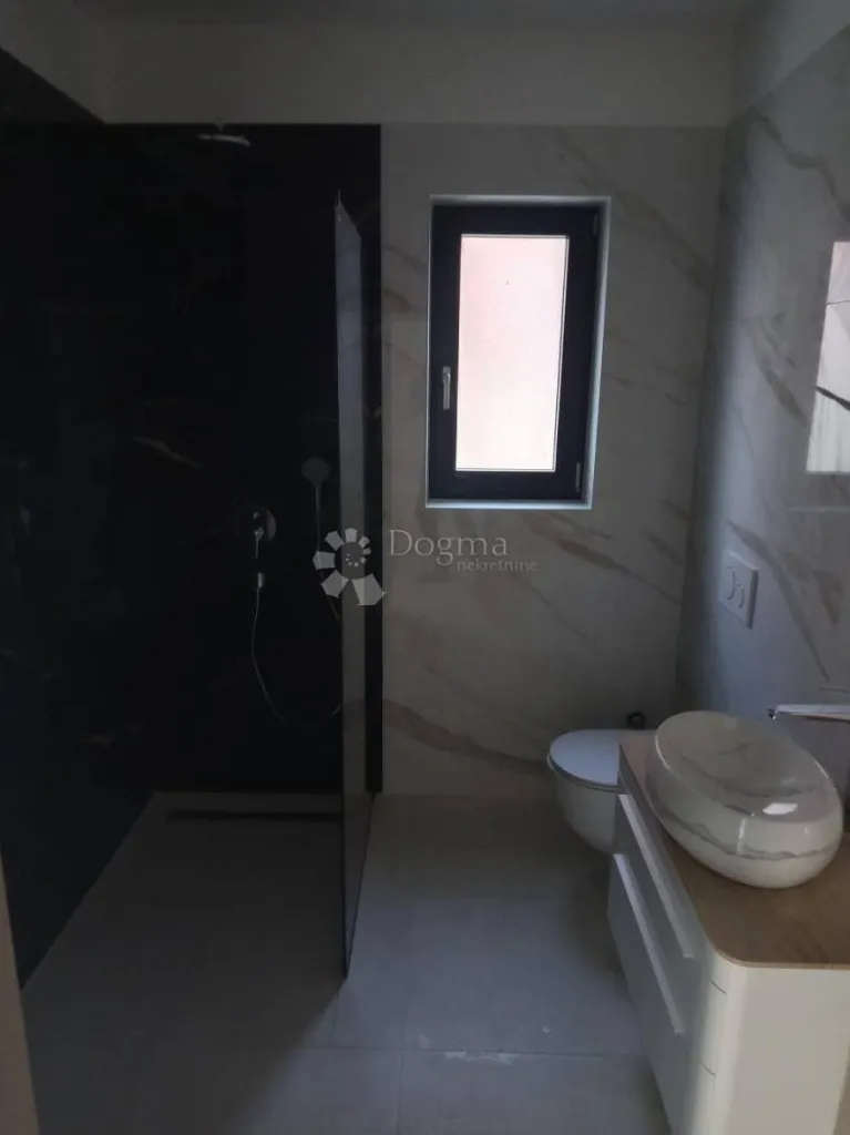 Bagni - Modern Apartment with Balcony in Medulin