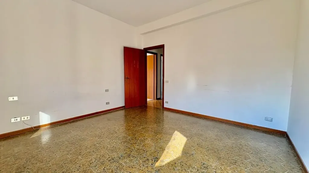Pièces - Spacious 4-Room Apartment in Castelfiorentino