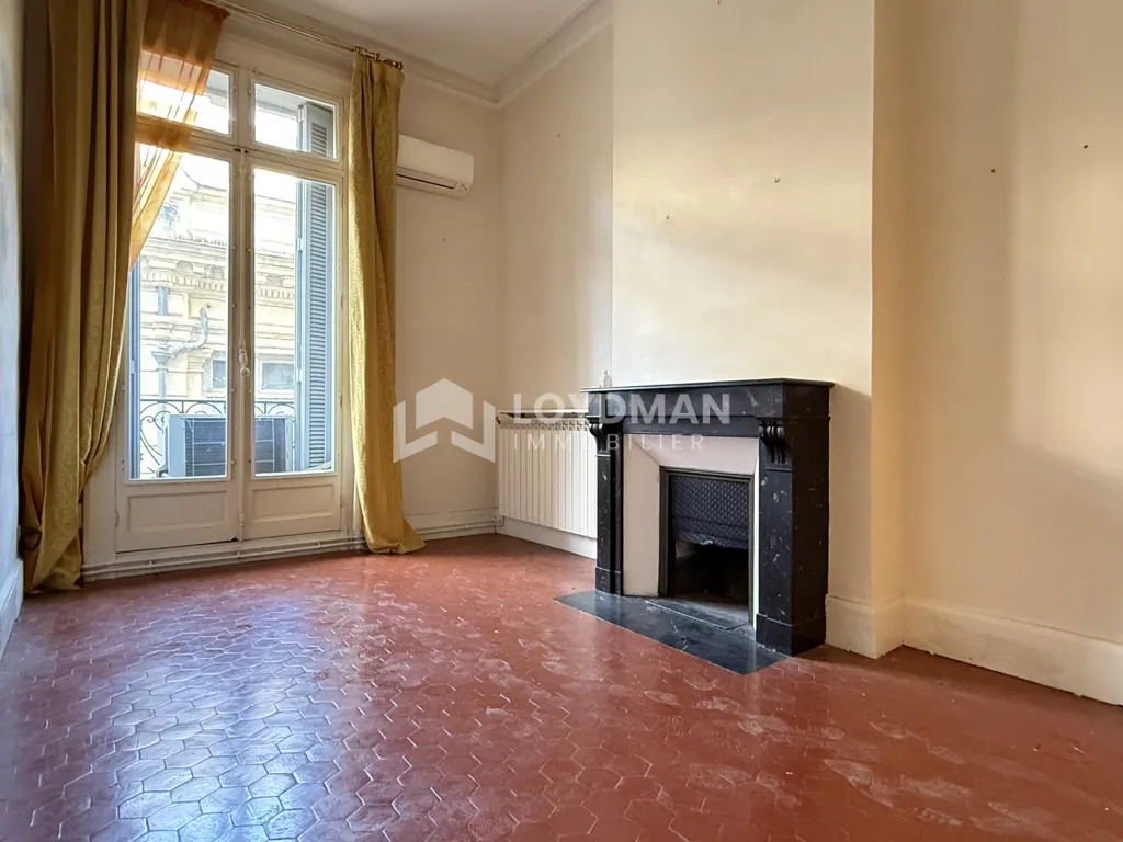 Séjour - Appartement Haussmannien avec Balcon près de la Comédie à Montpellier