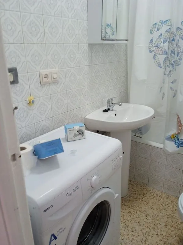 Vannitoad - Furnished Flat with Central Heating in Carmelitas