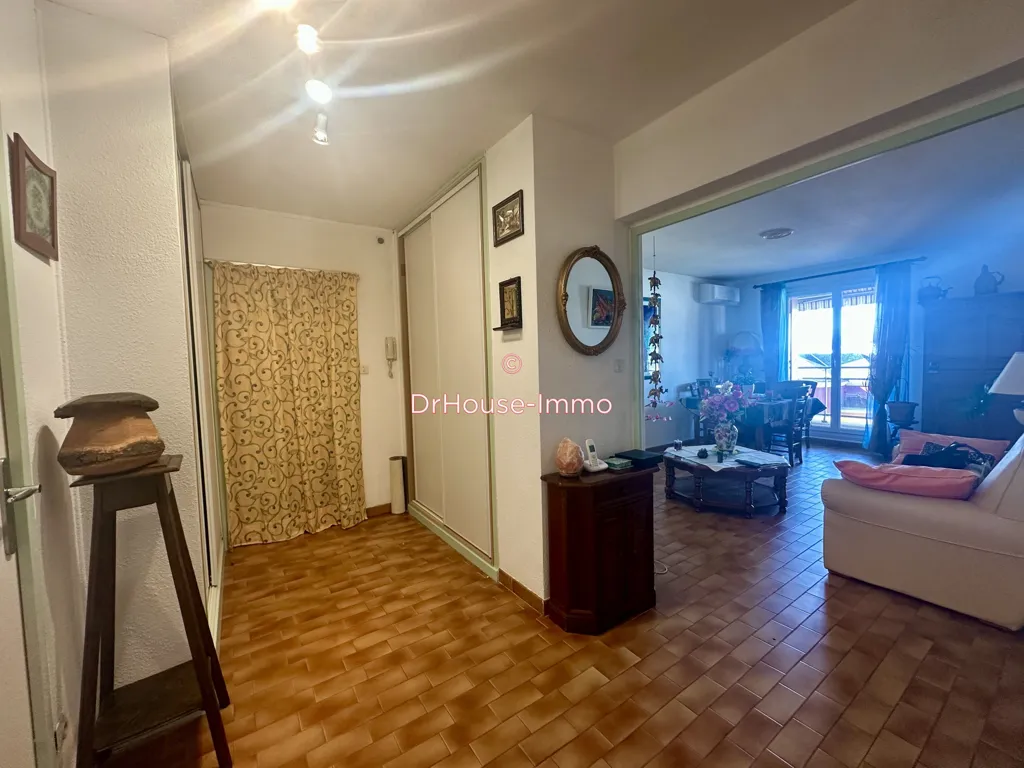 Séjour - Appartement avec Terrasse dans Résidence Sécurisée à Valence