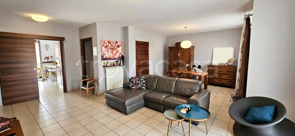 Elutuba - Apartment with Balcony and Box in Chivasso
