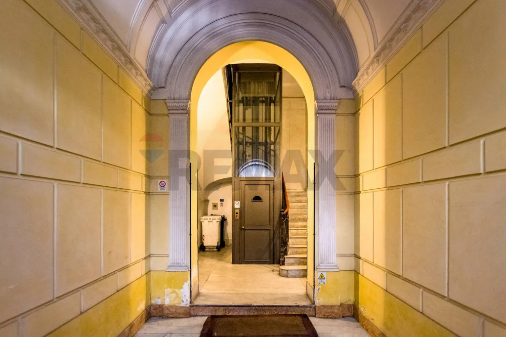 Esik - Rustic Apartment with Balconies in Palermo