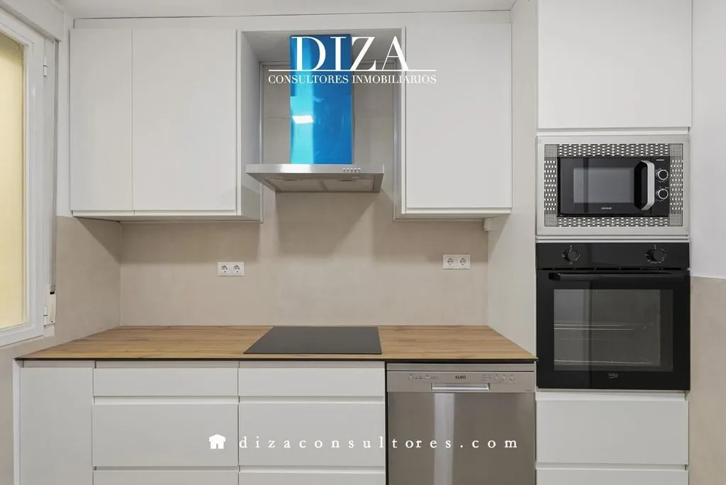 Kitchen - Luxury Flat with West View in Ibiza, Madrid