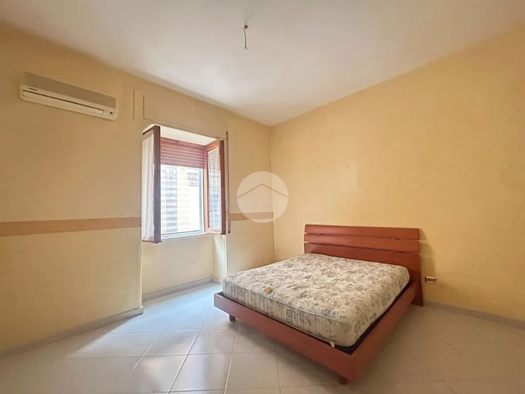 Chambres - Bright Bilocale in Central Naples