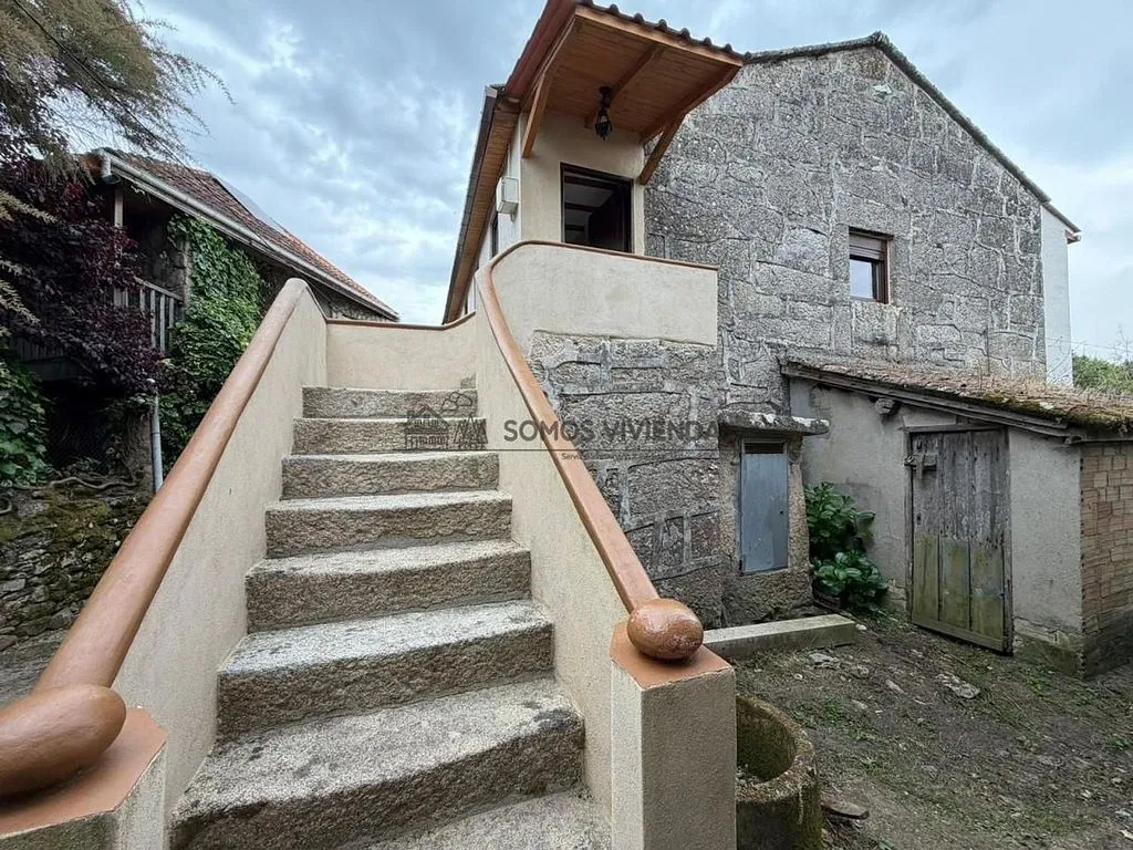 Pièces - Reformed Stone Chalet with Garden in Punxín