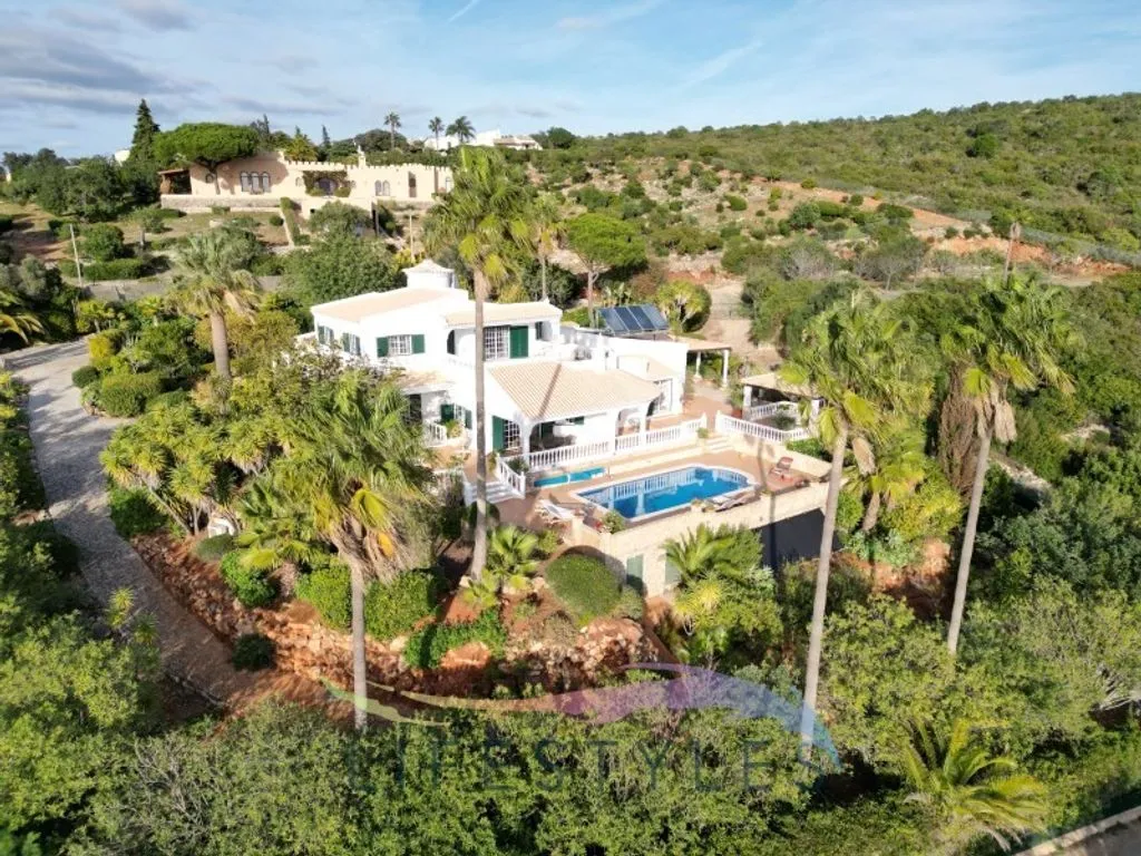Õhuvaade - Luxury Villa with Coastal Views in Faro