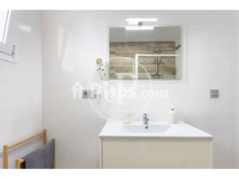 Salles de bain - Modern Loft with VUT in City Centre