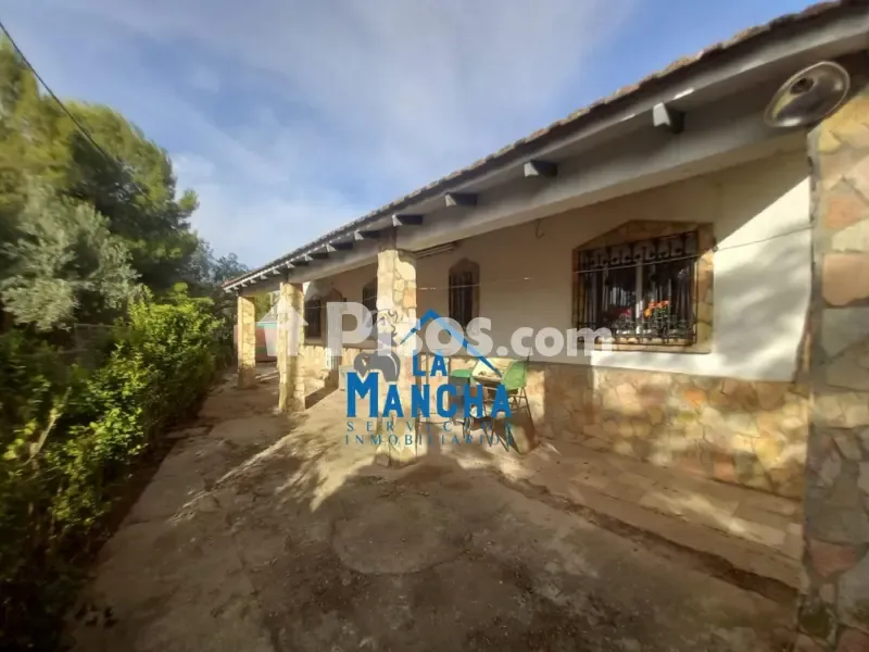 Välivaade - Rustic House with Pool in Jaén Road Area