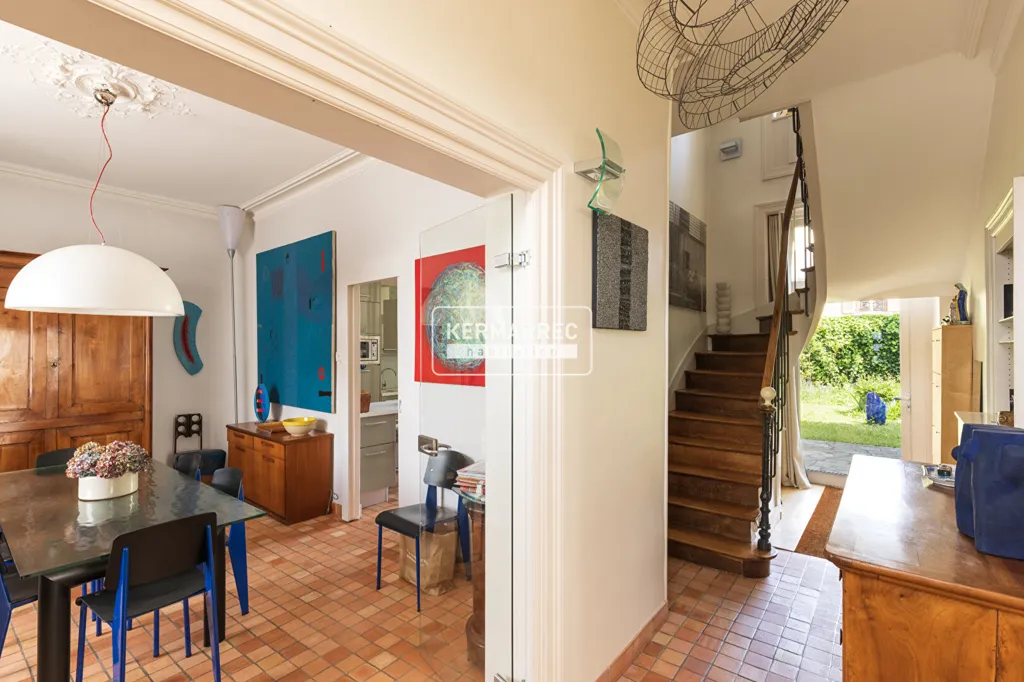 Söögituba - Charming House with Garden in Rennes Thabor