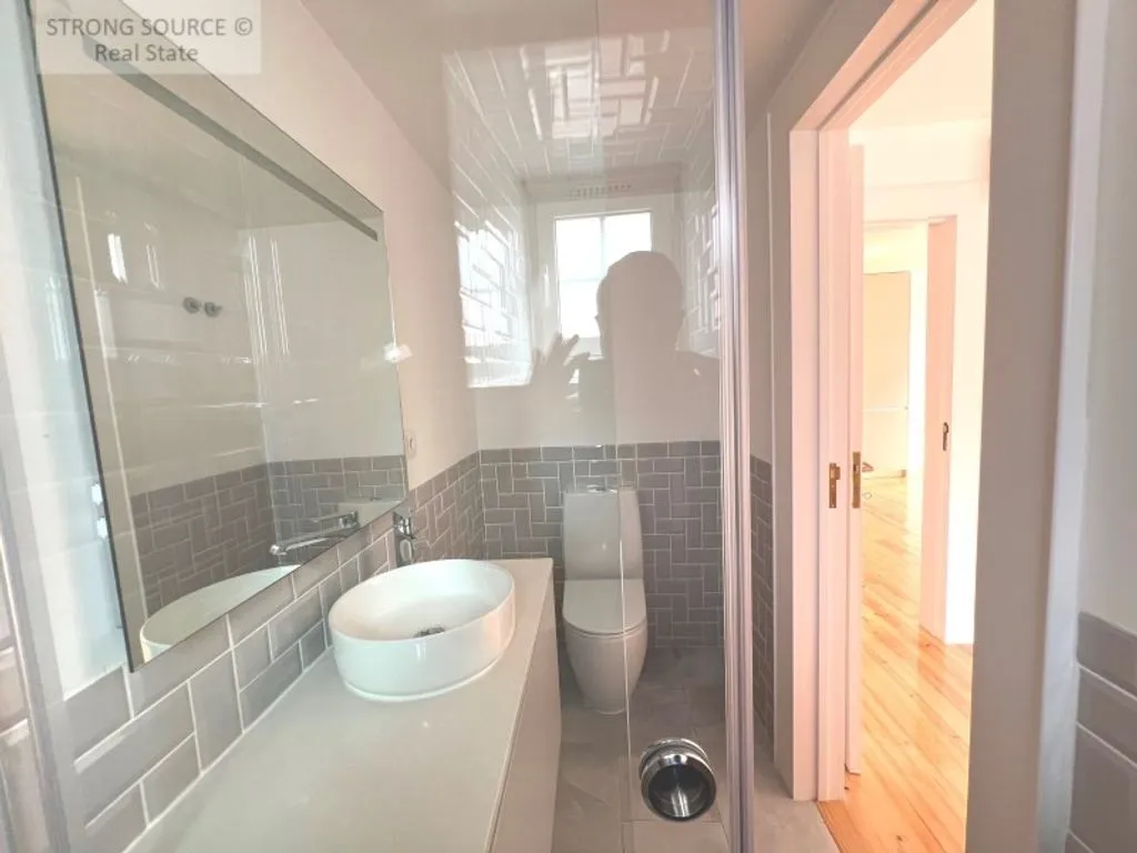 Vannitoad - Luxury Apartments with River View in Graca, Lisbon