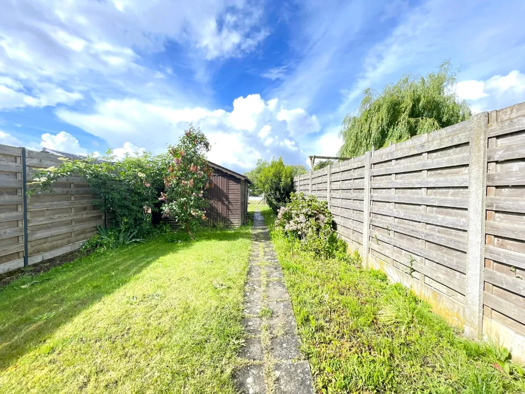 Aed - House with Large Garden in Wervik