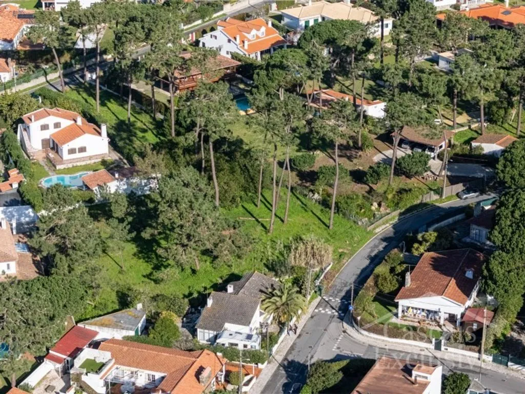 Õhuvaade - Approved Plot for T4 House in Colares, Sintra
