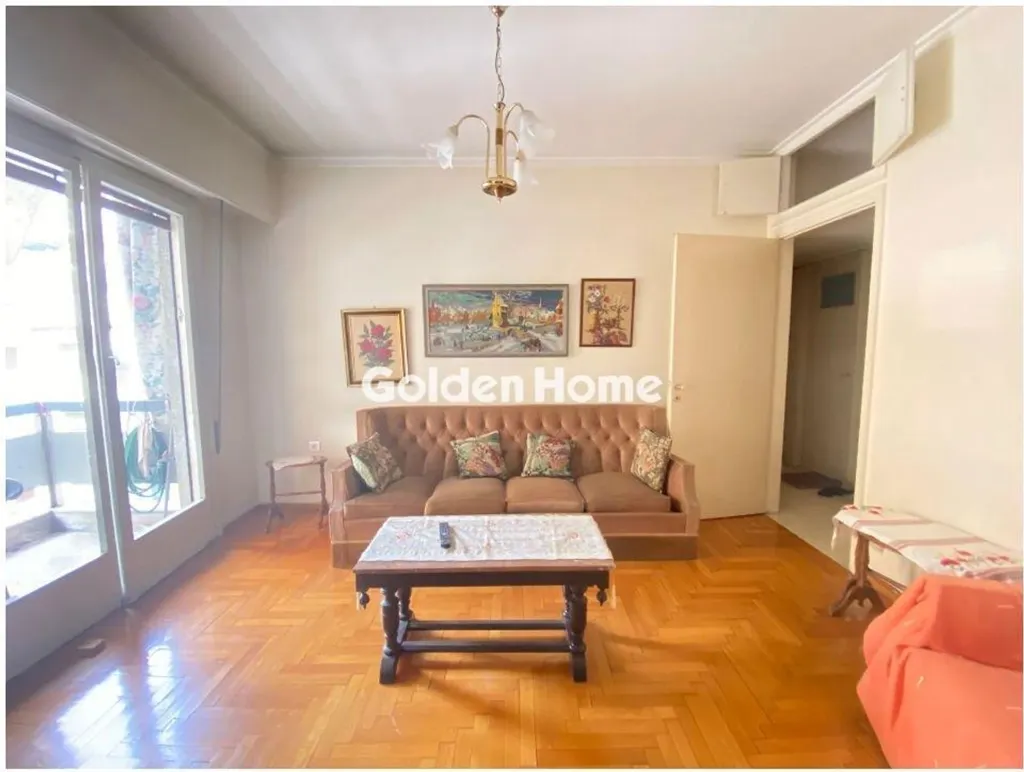 Séjour - Apartment with Balcony in Kypseli