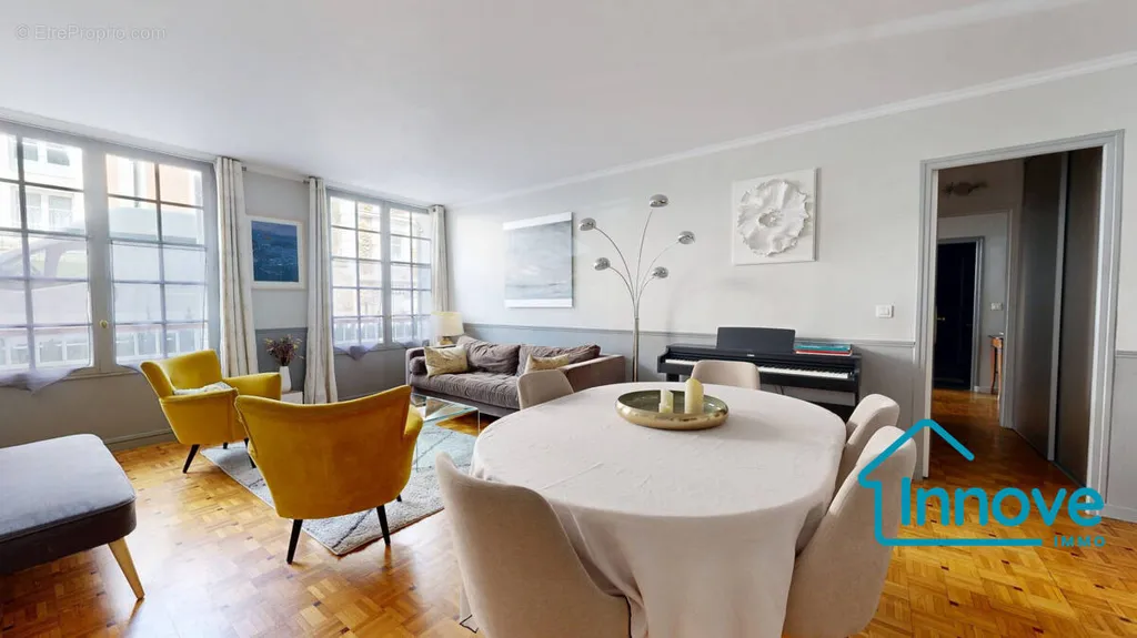 Séjour - Appartement avec Ascenseur et Parking à Versailles
