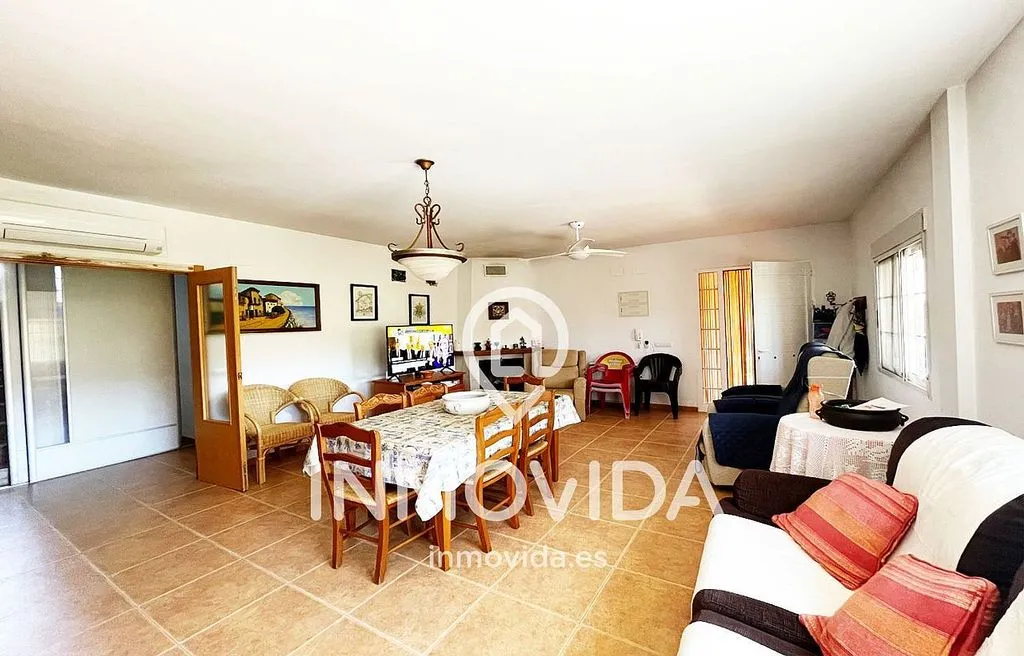 Salle à manger - Chalet with Pool and Terrace in Xàtiva