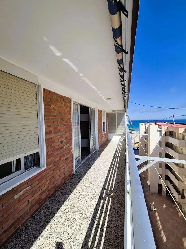 Balcone - Beachfront Flat with Terrace in Muchavista