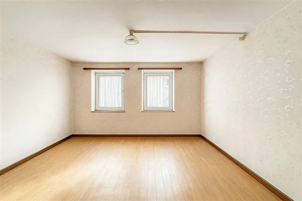 other_room
