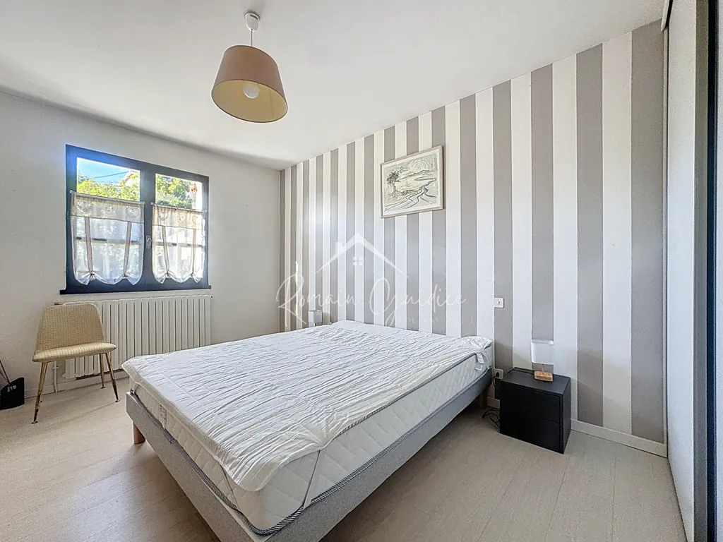 Chambres - Maison avec Piscine et Vue Panoramique à Millau