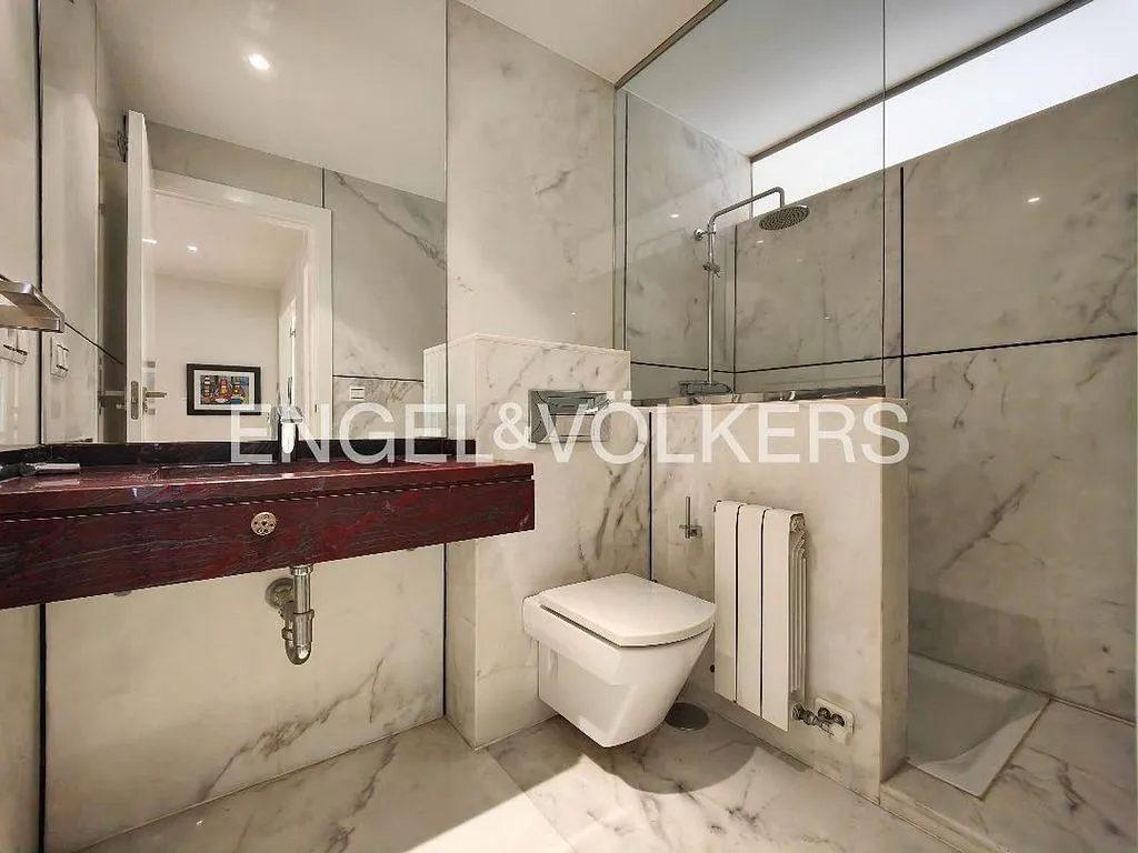 Vannitoad - 2-Bedroom Apartment with River View in Centre