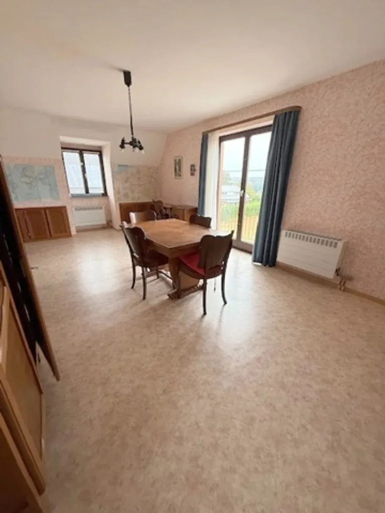 Söögituba - Villa with Garden and View in Namur Vedrin