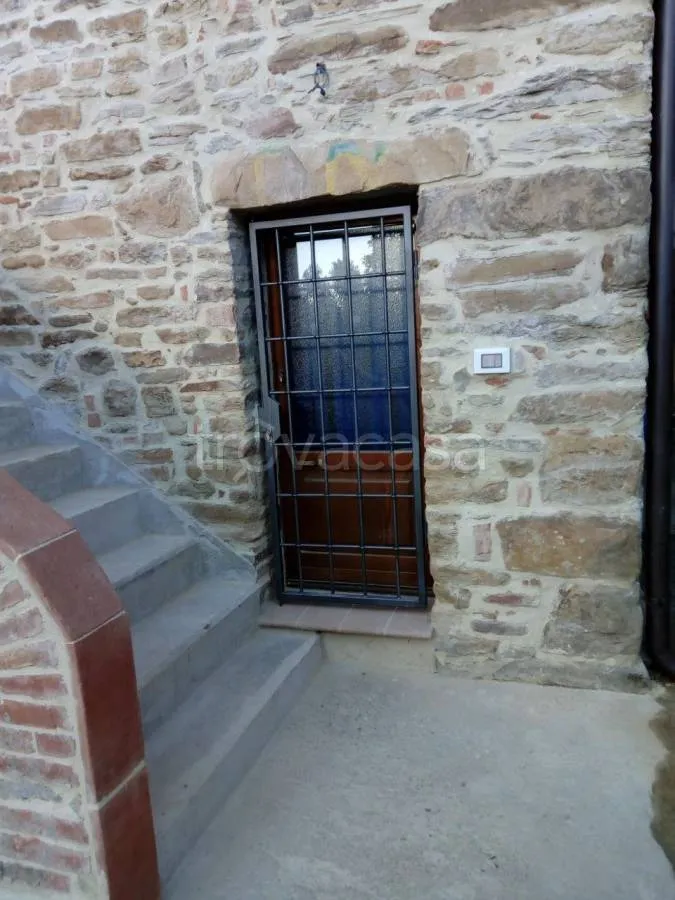Extérieur - Restored Stone Cottage with Lake View in Magione
