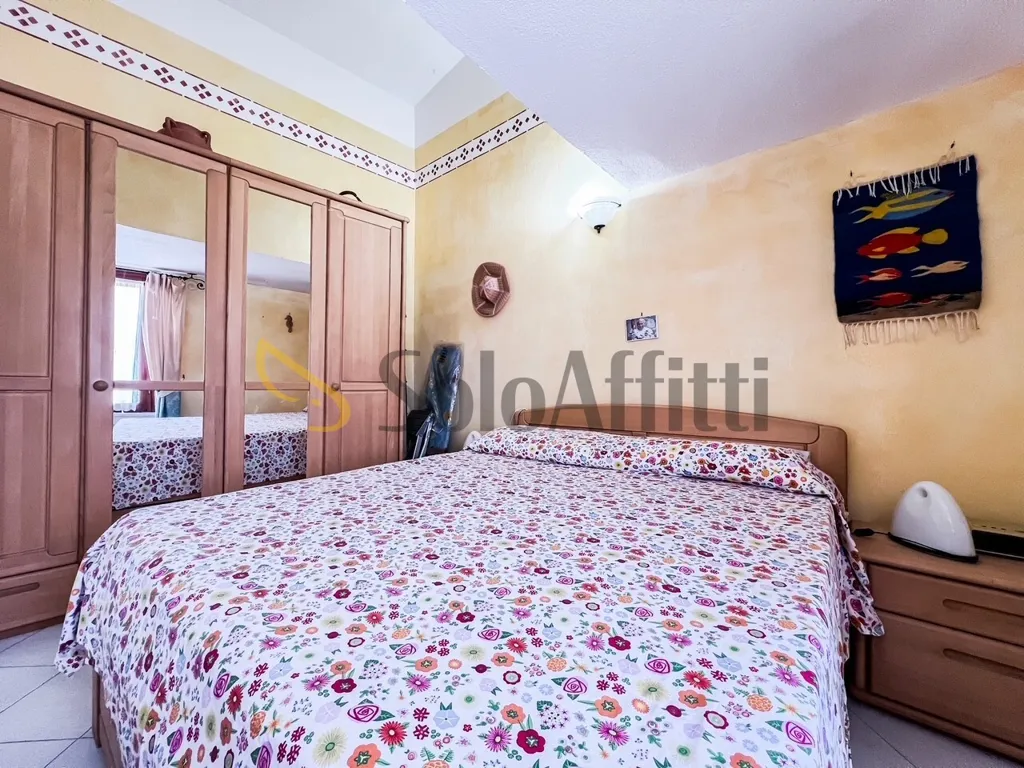 Chambres - Trilocale with Terrace in Murta Maria