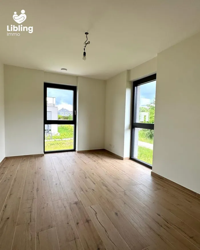Elutuba - Contemporary House with Rooftop Terrace in Strassen