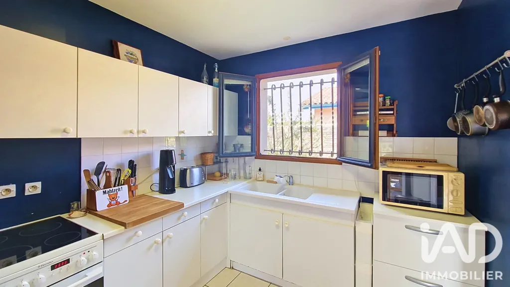 Kitchen - Charming House with Terrace in Biscarrosse