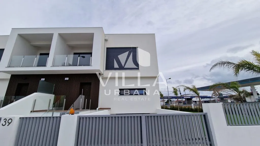 Extérieur - Luxury House with Pool in Charneca da Caparica