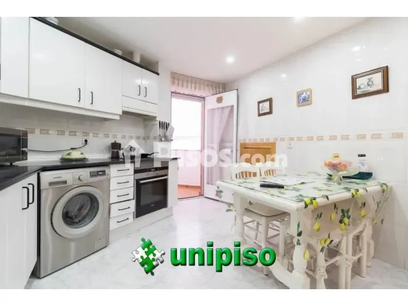 Köök - Duplex with Terrace in Leganés Centre