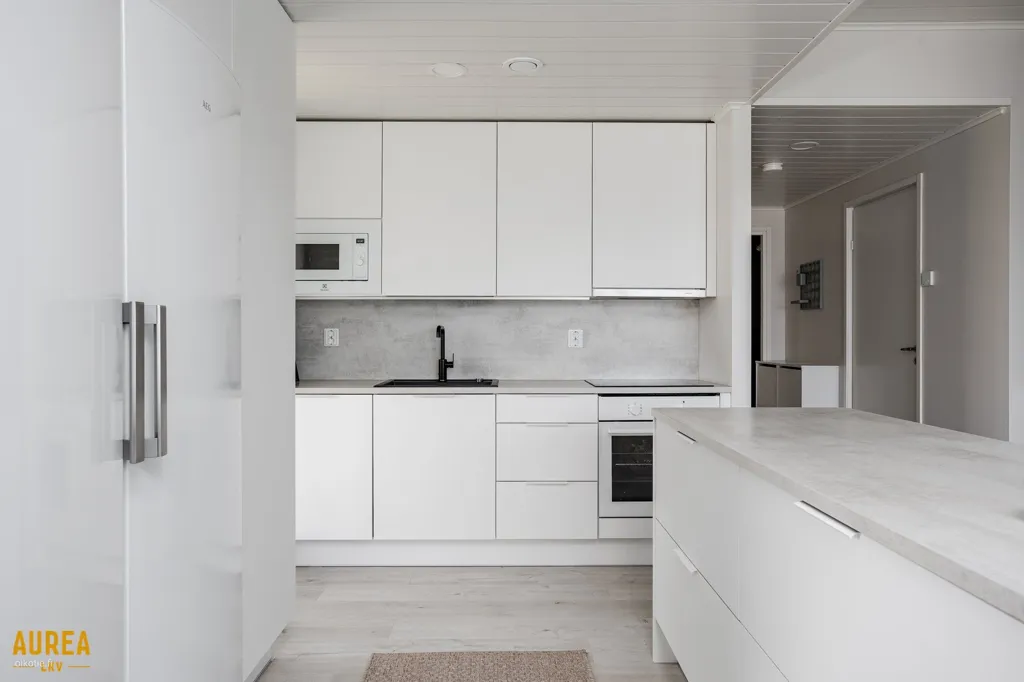 Kitchen - Modern Apartment with Sea View in Oulu