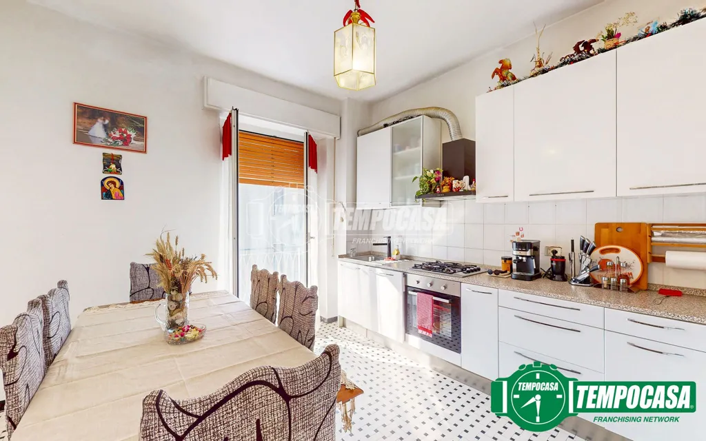 Cuisine - Renovated Apartment with Balconies in Ovada
