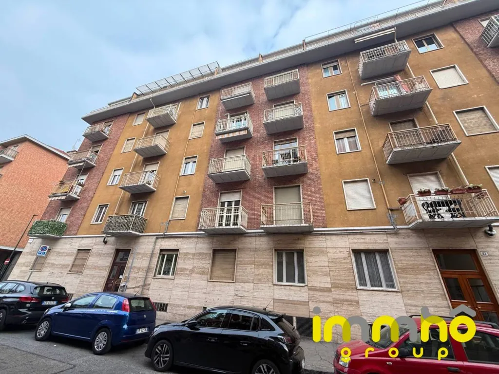 Extérieur - Fully Rented Apartment with Balcony in Turin