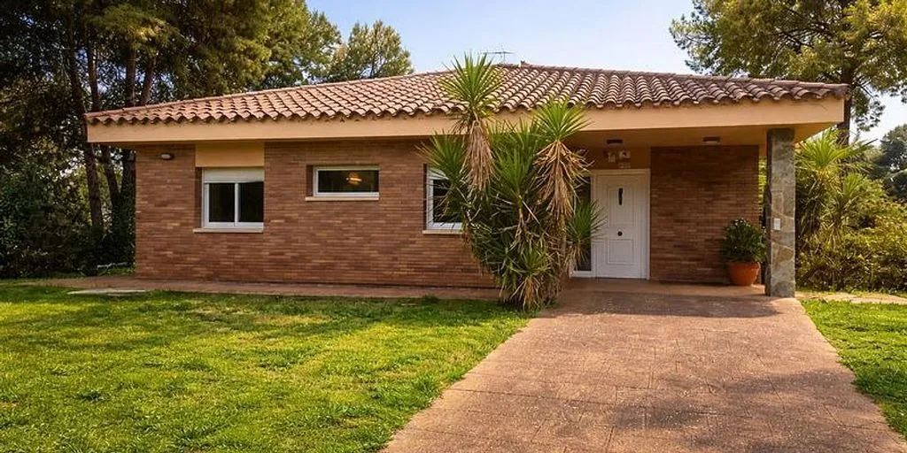 Extérieur - Luxury Detached House with Wellness Features in Sabadell