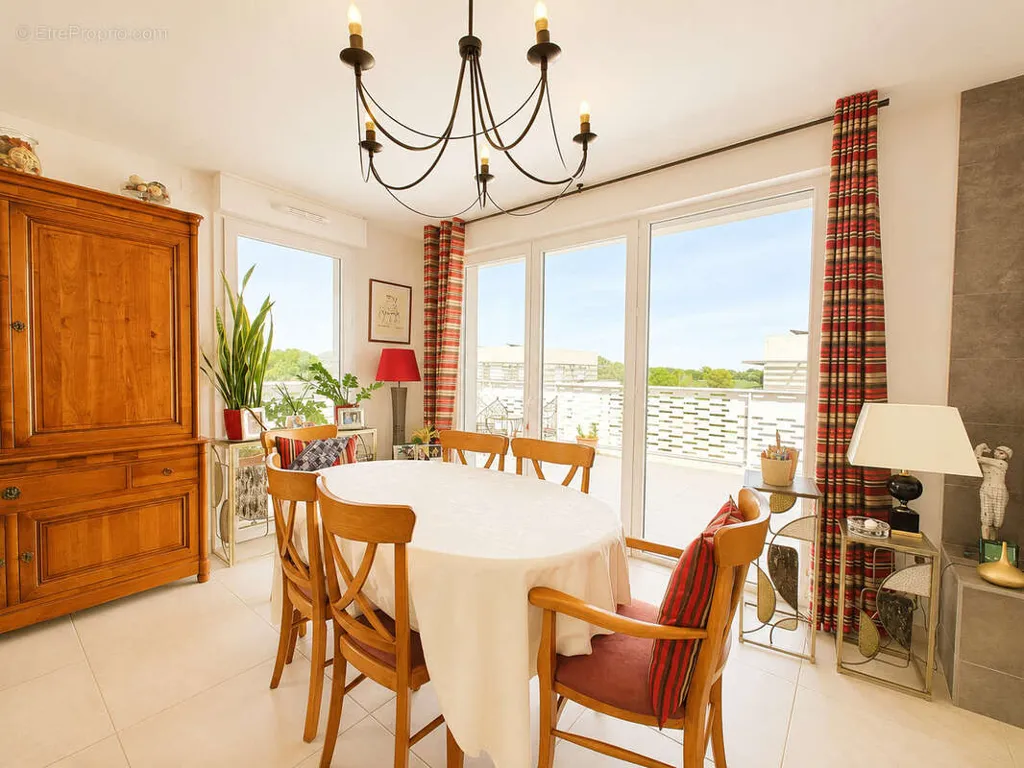Sala da pranzo - Penthouse with Rooftop in Montpellier