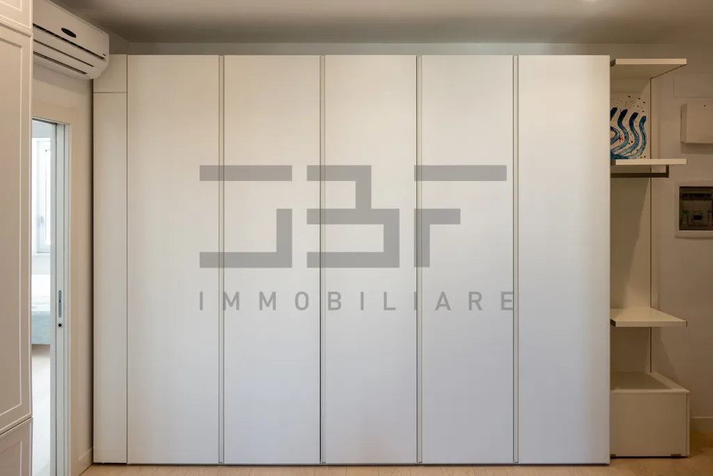 Chambres - Two-Bedroom Apartment with Panoramic View in Milan