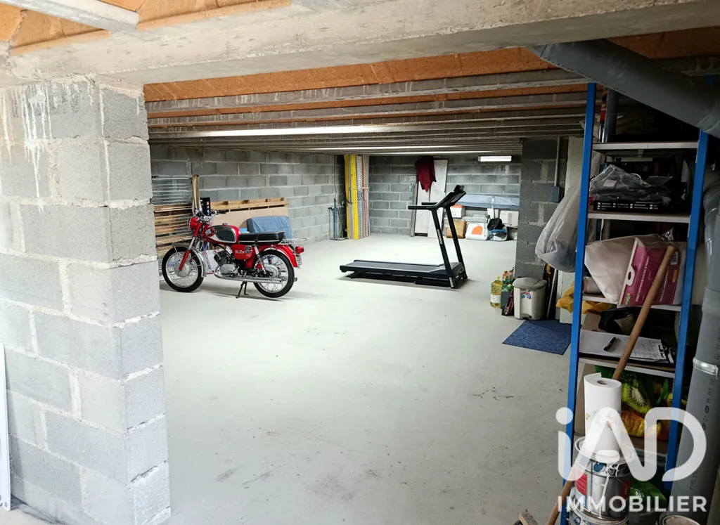 Garage - Contemporary Villa with Pool in Foix