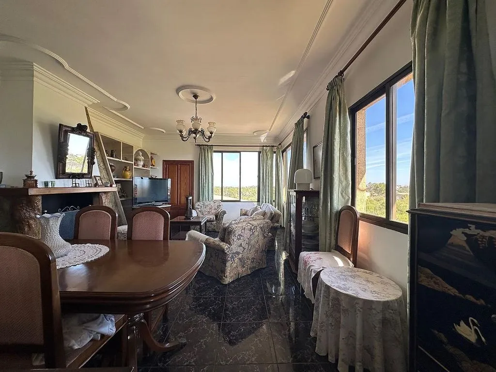 Söögituba - Rustic House with Pool in Porto Cristo