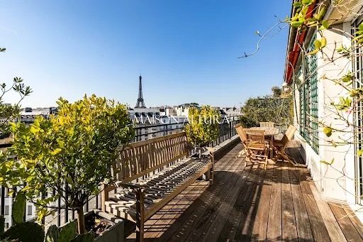 Terrasse - Appartement de Luxe avec Vue Tour Eiffel à Paris 7ᵉ